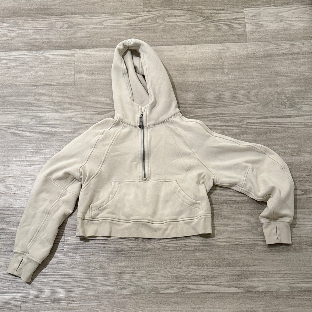 Lululemon Cropped Scuba